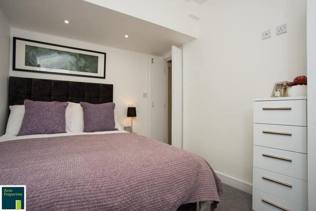 Double room Fulham newly refurbished house. Main Photo