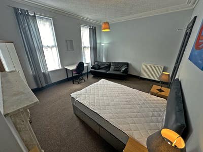 *Last Double Room* Antrim Road ** Free Now!!** Main Photo