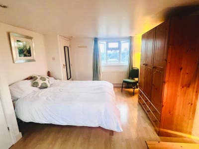 Light loft room/studio Main Photo