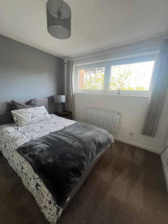 Room to rent in Haywards Heath Main Photo