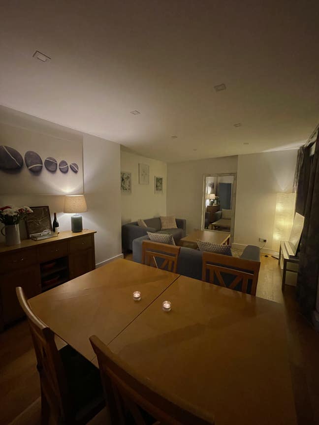Double bedrooms in a homely flat in Islington (F) Main Photo