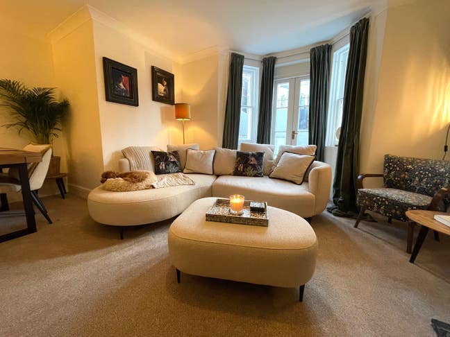 Room available in chilled / clean  flat  Main Photo