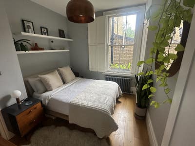 Beautiful Double room between Clapham and Brixton  Main Photo