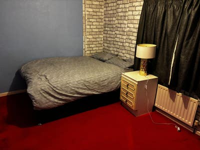 Room Available Main Photo