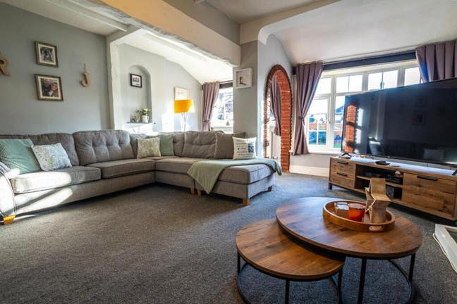 Double Bedroom , Large House Close to Beach! Main Photo