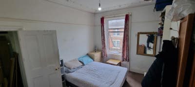  1  double  room  available  in  NE4 Main Photo