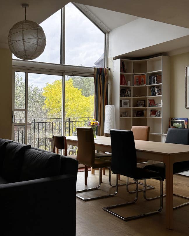 1 Room in 4 Bed Large Flat Main Photo