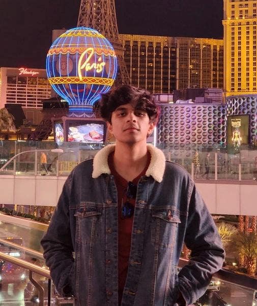 I am a male, aged 25, currently working at QM... Main Photo