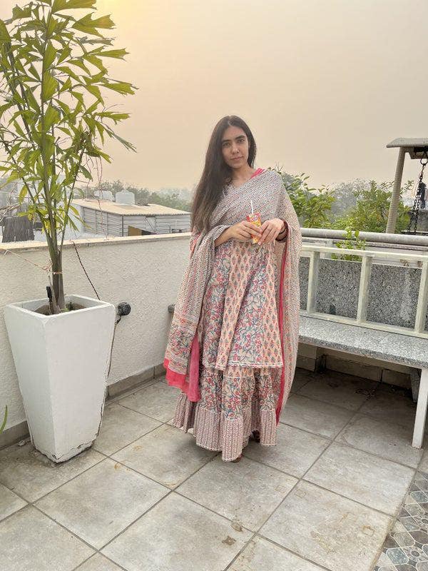 I am a female student aged 26. I am looking f... Main Photo