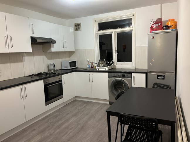 Big Double Room - Turnpike Lane  Main Photo