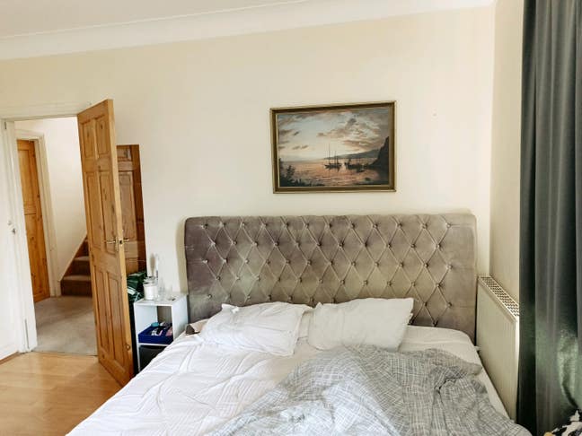 Double Room : Female Preferred  Main Photo
