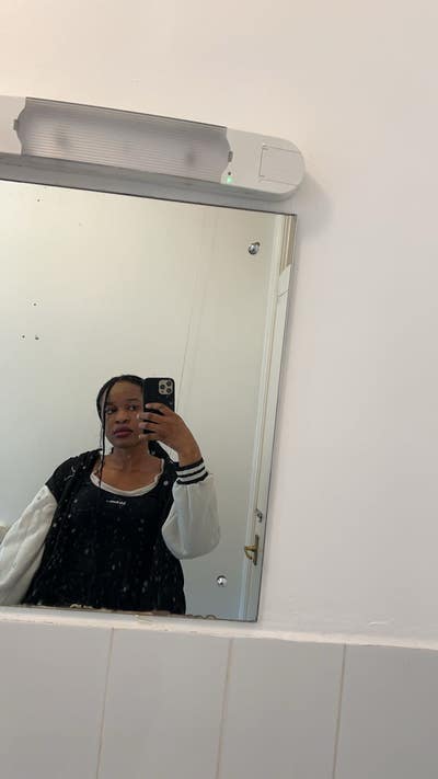 Finance intern looking for professional household Main Photo