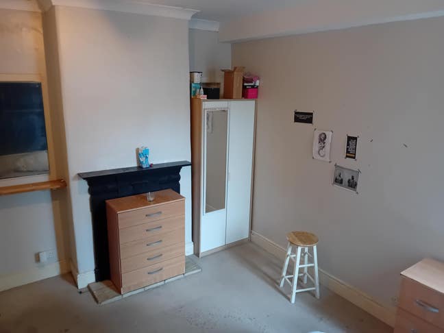 Furnished double room  Main Photo