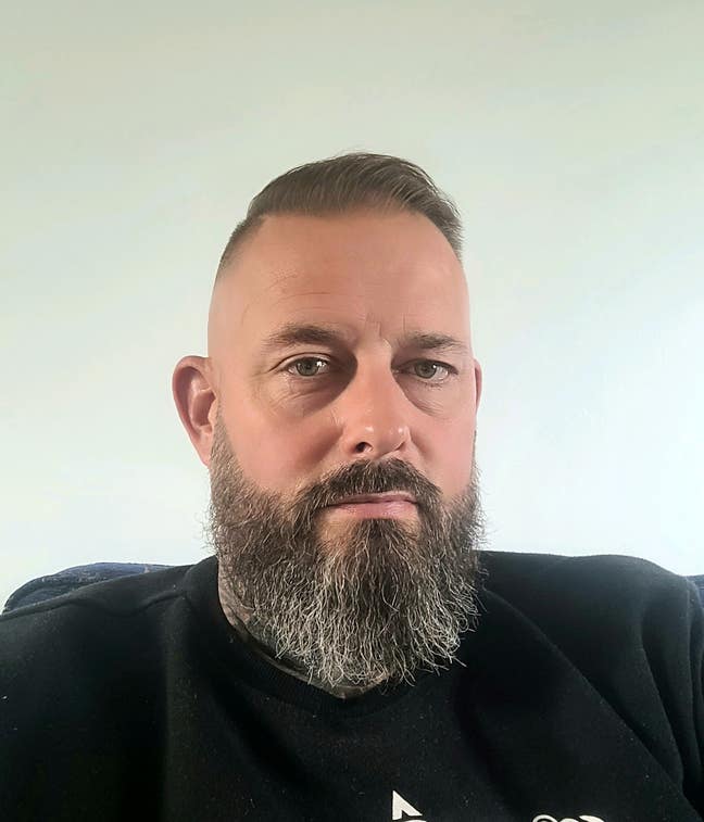  Room needed Main Photo