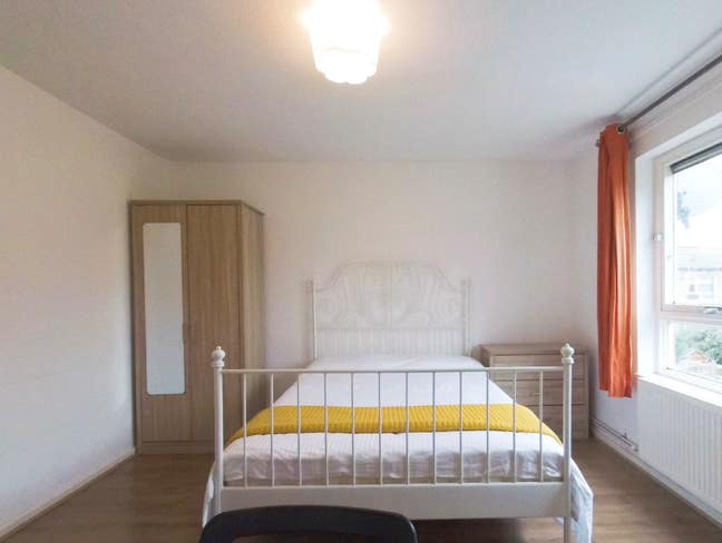 *Inviting Double room in Stockwell Main Photo
