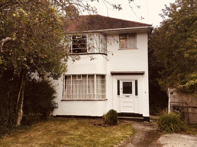 Furnished double, Great location. Bills included Main Photo