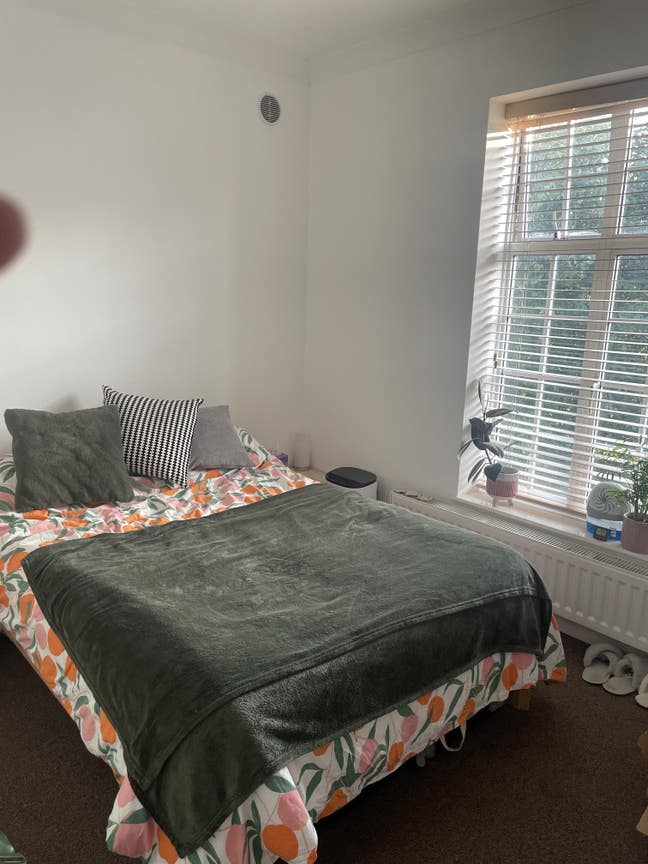 Double room in Highbury  Main Photo