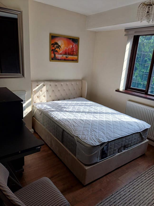Double room for rent in Hayes Main Photo