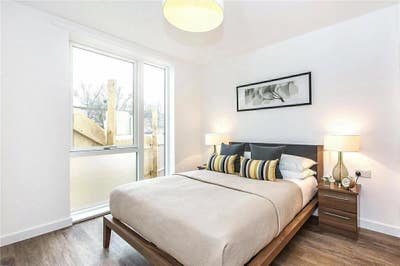 Female Preferred Main Photo