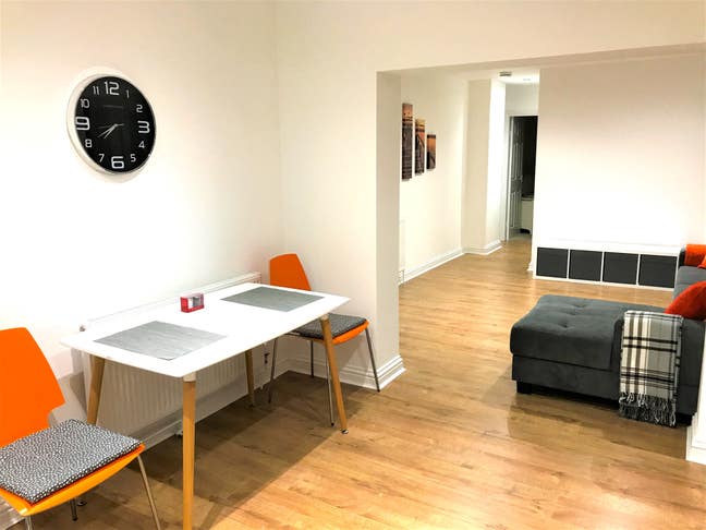 Spacious Modern 1 Bedroom Flat &pound;900pcm Main Photo