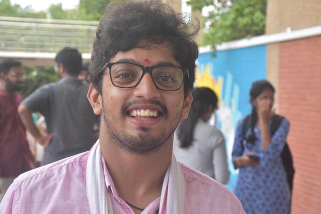 Student from India Looking for room  Main Photo