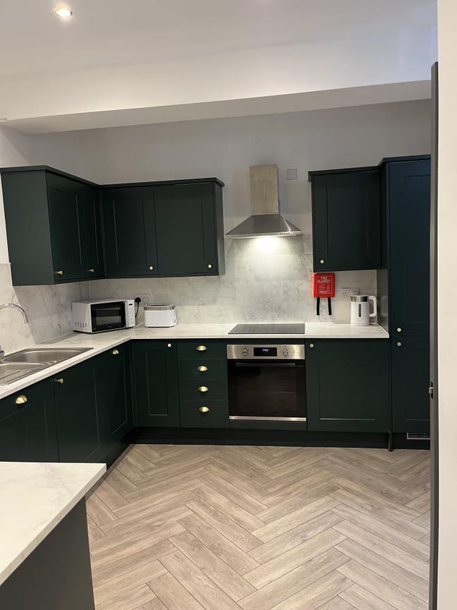 Room to let  Main Photo
