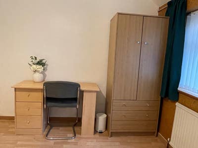 Working professional accommodation for rent Main Photo