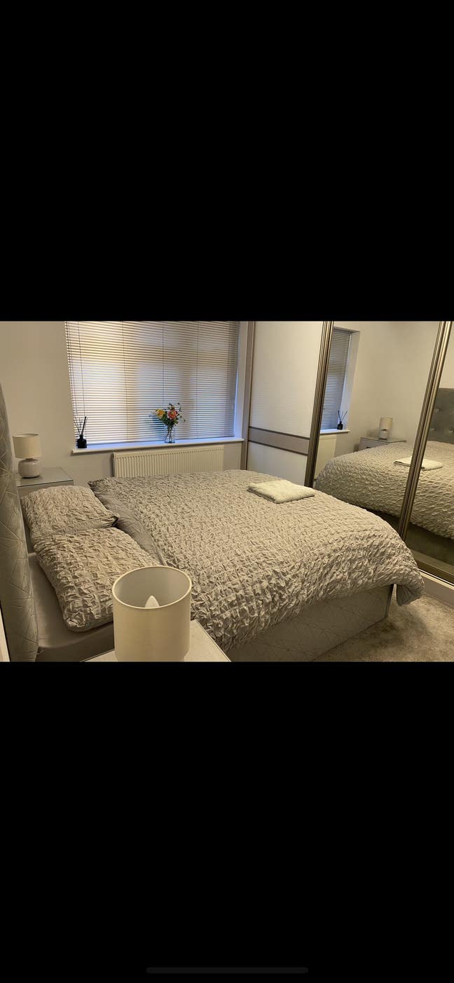Double  Room in stunning Brand new House Main Photo
