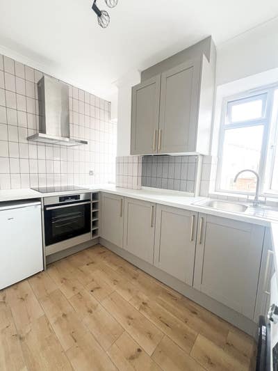 3 beds in amazing location in London bridge Main Photo