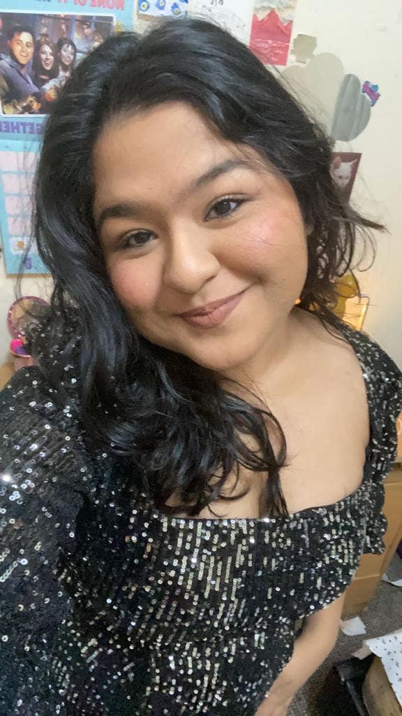 Looking for house share, 23yr female. Main Photo