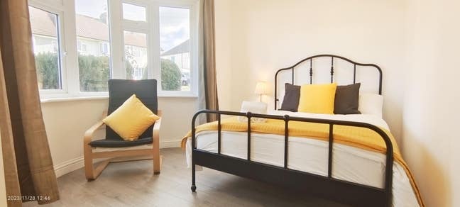 Clean & Comfort Two Bedroom flat,  Hendon Main Photo