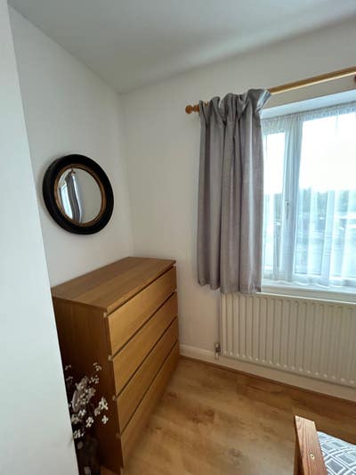 Double room, 7min walk to Greenford Tube Station Main Photo