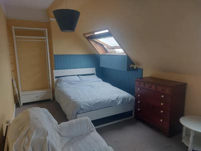 Large Double Room + Bathroom & Kitchen Main Photo