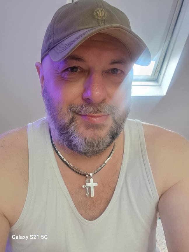 I am a professional male  aged 58 looking for... Main Photo