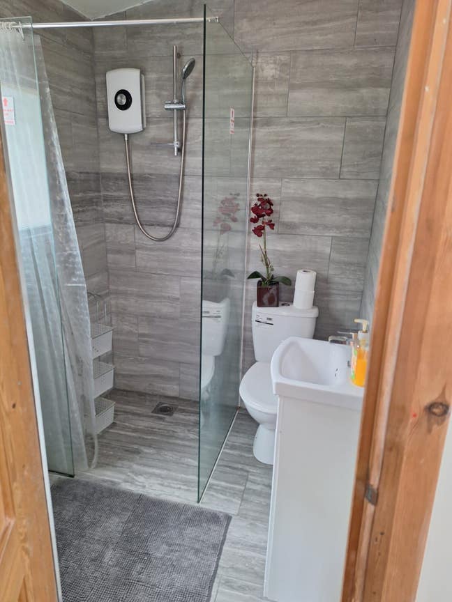 Double room available immediately  Main Photo