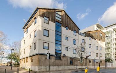 River Side Stdio Flat( All Bill Inclued) Main Photo