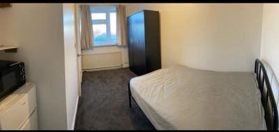 Large Double en suite room. Inc bills Main Photo