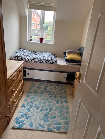 Single room to rent Main Photo