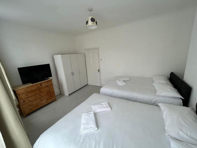 Leyton 2 bedroom flat Main Photo