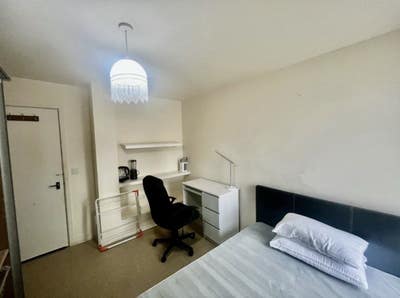 Double bedroom Kentish Town Camden  Main Photo