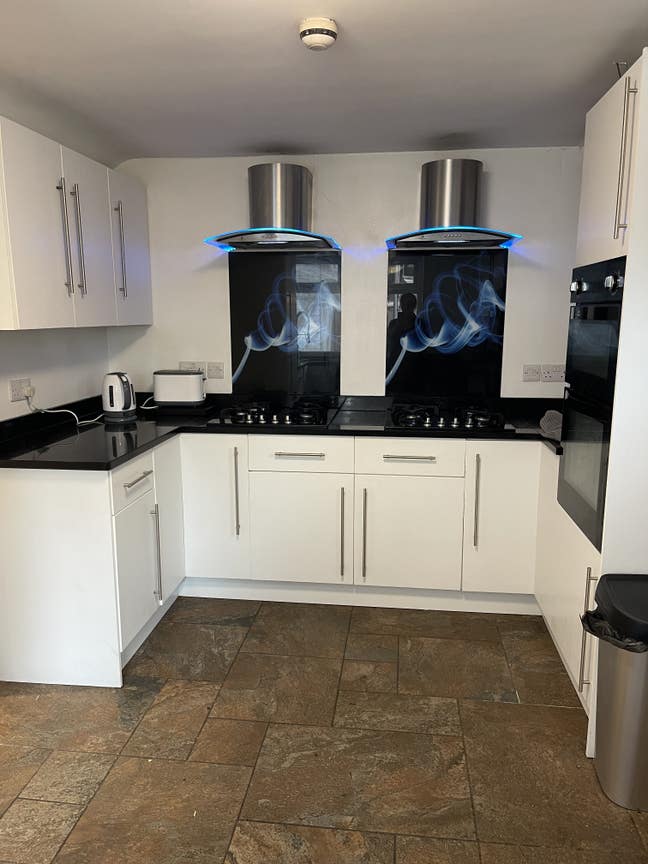 Various student rooms/houses available July 2026 Main Photo
