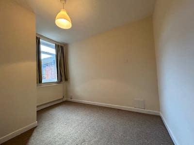 1 Bedroom Ground Floor Flat in P'boro City Centre Main Photo