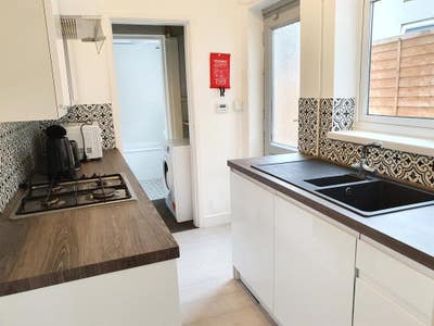 2 Bedroom Fully Furnished House Near City Centre Main Photo