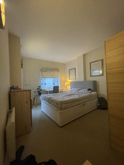 En-suite double room with balcony - London Bridge Main Photo