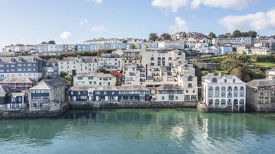 Double Room Available - Flat with Amazing Sea View Main Photo