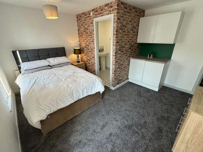 4 Bed Share House in Crewe CW2 Main Photo