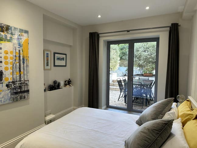 Chelsea Garden Flat / Short Let / Most bills inc. Main Photo