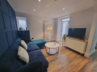 High-Spec Professional Room|close to Moriston hosp Main Photo