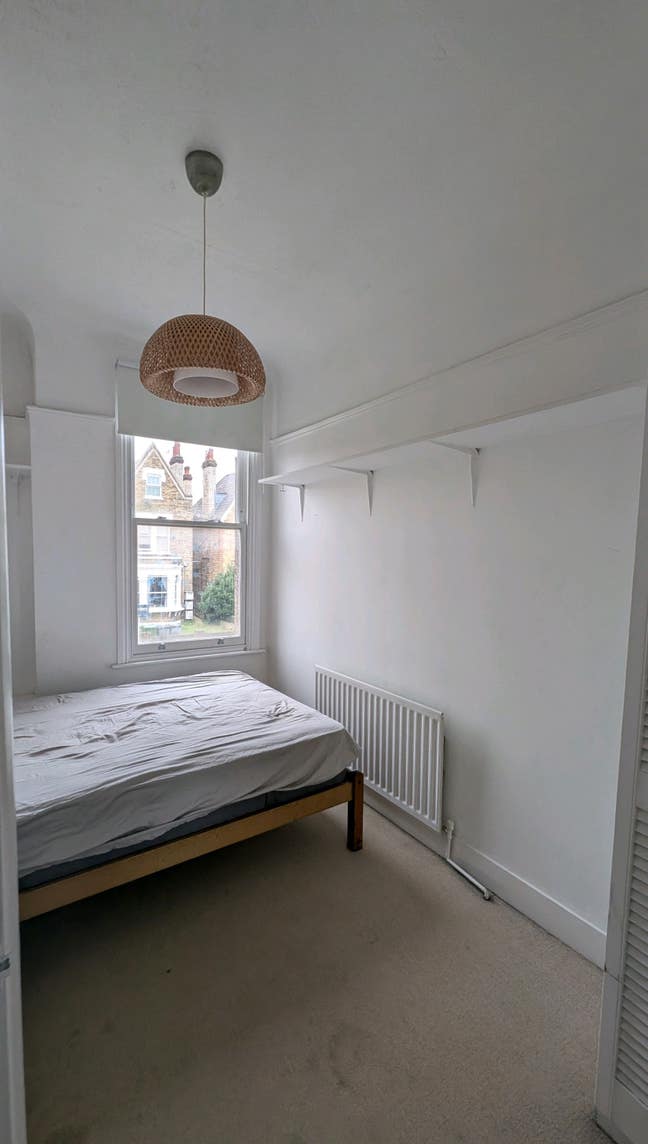 Double room Streatham Common - bills included Main Photo