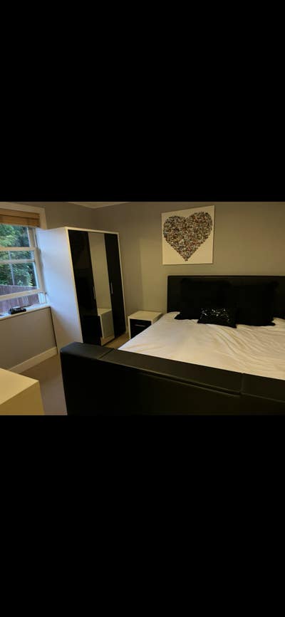 Tranquil room near golf course Main Photo